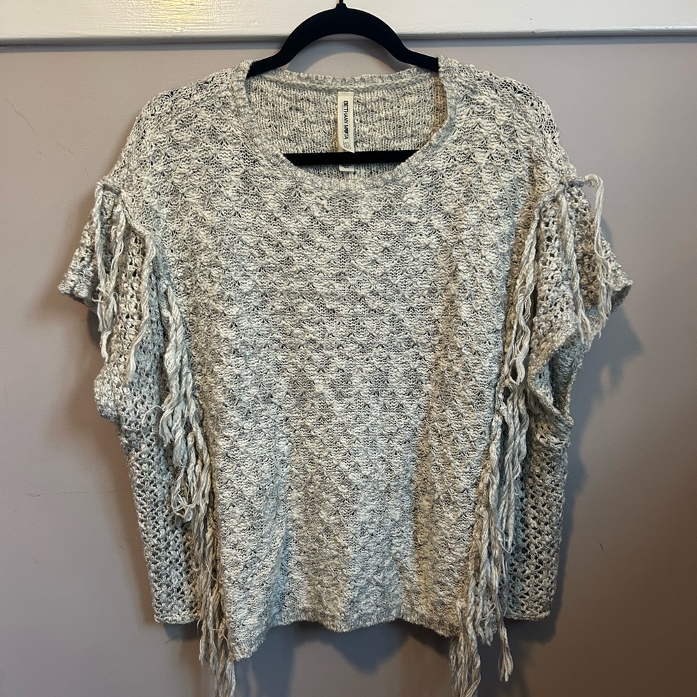 Aeropostale Bethany Mota Sweater- Women’s M/L Gray